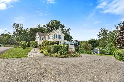 NEW ENGLAND FARMHOUSE ON HAYDEN POND WITH INCOME PRODUCING APARTMENT!