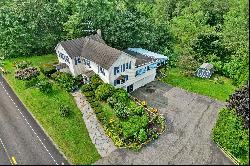 NEW ENGLAND FARMHOUSE ON HAYDEN POND WITH INCOME PRODUCING APARTMENT!