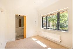 Austin Court, Cambridge, Cambridgeshire, CB4 2AX