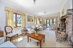 Henfield Road, Albourne, Hassocks, West Sussex, BN6 9DE