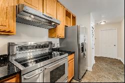 Stunning Renovated 2/2 Midtown Condo