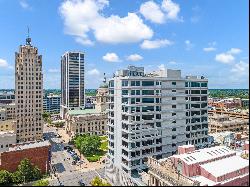 Immaculate Condo in Downtown Fort Wayne