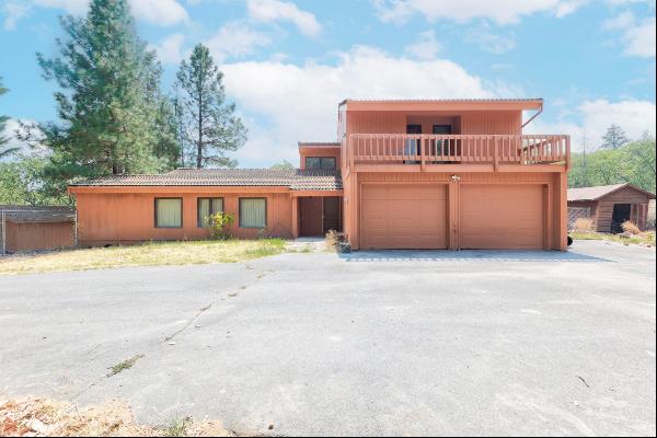 5449 Hugo Road Grants Pass, OR 97526