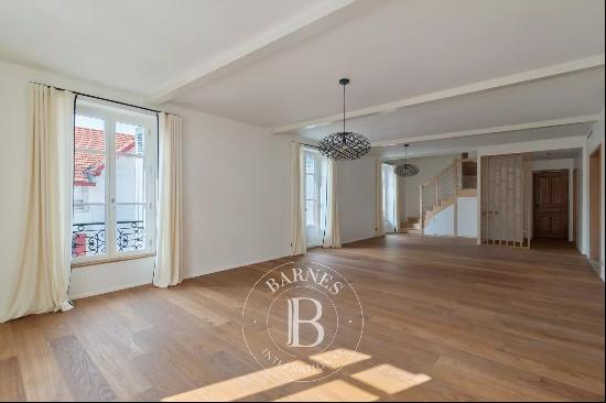 BIARRITZ, HEART OF TOWN, LAST FLOOR, APARTMENT COMPLETELY RENOVATED