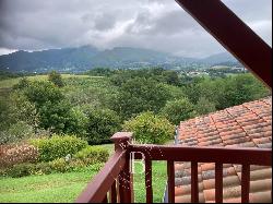 SARE, HOUSE OF 260 M², PANORAMIC VIEW ON THE MOUNTAINS