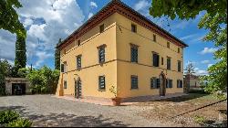 Palazzetto Historical Manor with vineyards and cellar, Siena – Tuscany