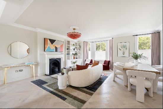 A best in class four bedroom lateral apartment in the centre of Notting Hill, W11