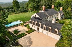 Stunning Hilltop Estate