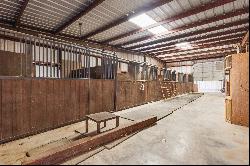 Wise County Retreat with Extensive Horse Facilities