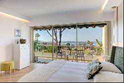 La Californie: 4-bed apartment with terrace and sea view