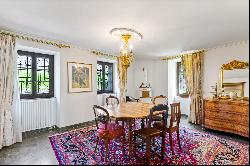 Elegant character property in the heart of a haven of peace