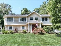 SPACIOUS PEARL RIVER, NY COLONIAL