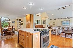 1 Fieldwood Drive,Bourne, MA, 02562