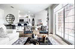 Stunningly Remodeled Condo In Prime Downtown Location