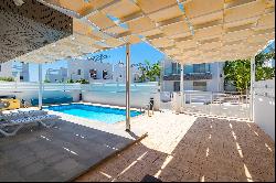 Detached Villa with Three Bedrooms in Ayia Napa