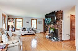 103 Snake Pond Road,Forestdale, MA, 02644