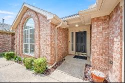 Beautifully Updated Home in the Wyndham Village of Keller, Texas