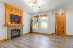 Convenient Kimball Junction Townhome with Mountain Views