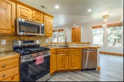 Convenient Kimball Junction Townhome with Mountain Views