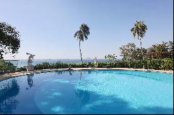 House in condominium with ocean and Pedra da Gávea views