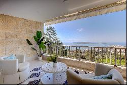 Cannes - La Californie: 3-bed apartment on a high floor with panoramic sea view