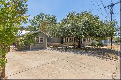 1212 29th Street, Hondo, TX 78861