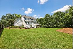 Exquisite Farmhouse in Desirable Milton High School District!