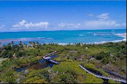 Exclusive villa in Trancoso with private access to Itapororoca Beach