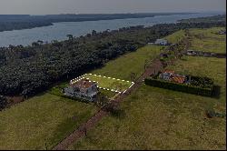 Unmatched lot facing the lake in the Puerto Norte neighborhood, Costa del Lago