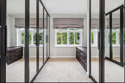 Torland Drive, Oxshott, Leatherhead, Surrey, KT22 0SA