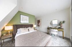 Riverside Gardens, 8-14 Oatlands Drive, Weybridge, Surrey, KT13 9JL