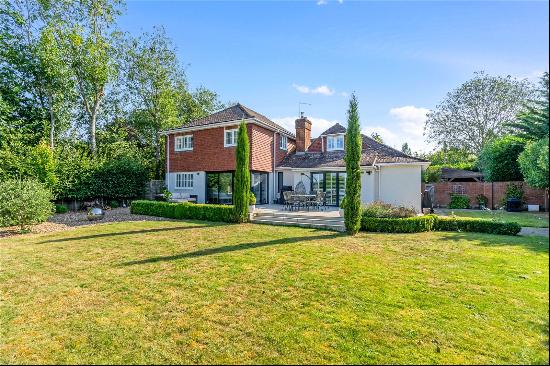 Fern Lane, Marlow, Buckinghamshire, SL7 3SD