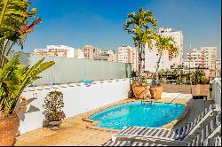 Triplex penthouse with stunning views of Christ the Redeemer and Morro Dois Irma