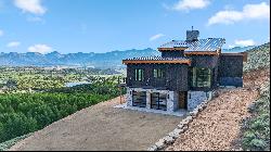 Stunning Mountain Modern Home Set On 7 Acres With Breathtaking, Endless Views