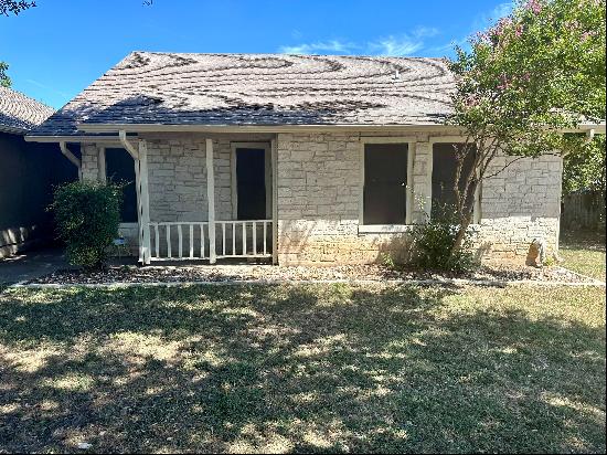 1611 Onion Creek Village Drive #B, Round Rock, TX 78664