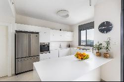 Brand-new Apartment with Panoramic Views of Jerusalem