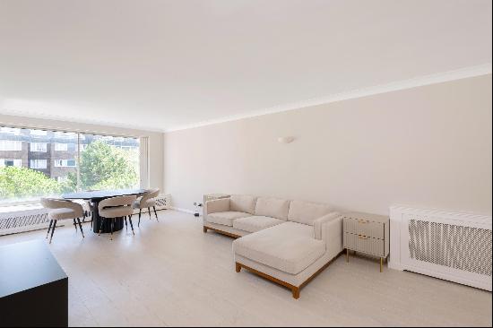 Two bedroom apartment for rent in W2.