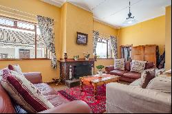 Classic home in Paarl