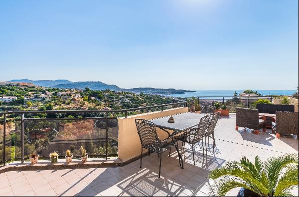 Sole Agent - Luxury penthouse with panoramic views