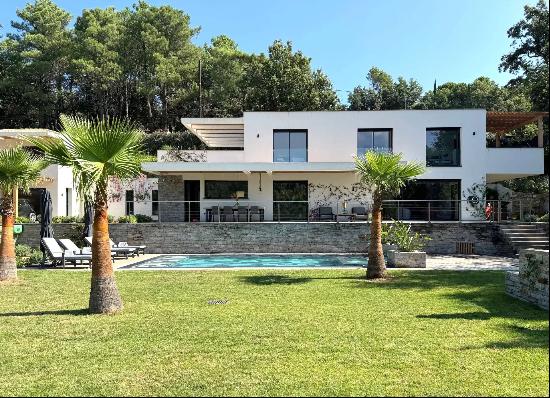 Vente - Maison La Garde-Freinet - 2a 420a 000a 