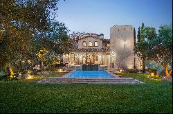 A stunning 172-acre estate, perched high upon the hillside!