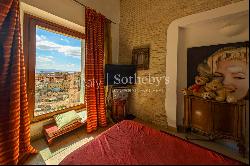 Panoramic apartment in the historic Castello