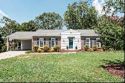 Charming Roswell Ranch with Modern Updates - Steps from Canton Street