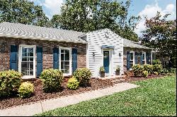 Charming Roswell Ranch with Modern Updates - Steps from Canton Street