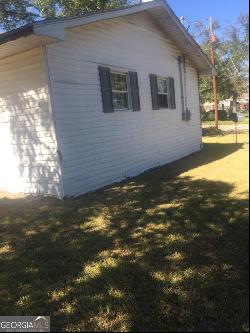 405 E 10th Street, Alma GA 31510