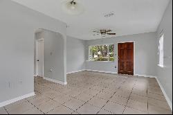 1301 S Center Street, Eustis FL 32726