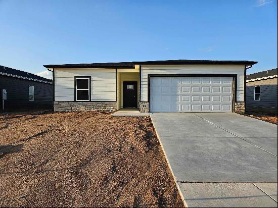 400 Northern Ave, Garden Plain KS 67050