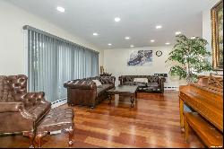 682 Eisenhower Place, East Meadow NY 11554