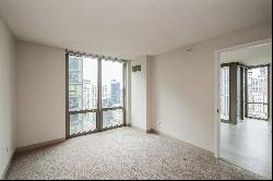 2 E ERIE Street #2008, Chicago IL 60611