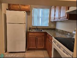 8590 Sunrise Lakes Blvd #106, Sunrise FL 33322